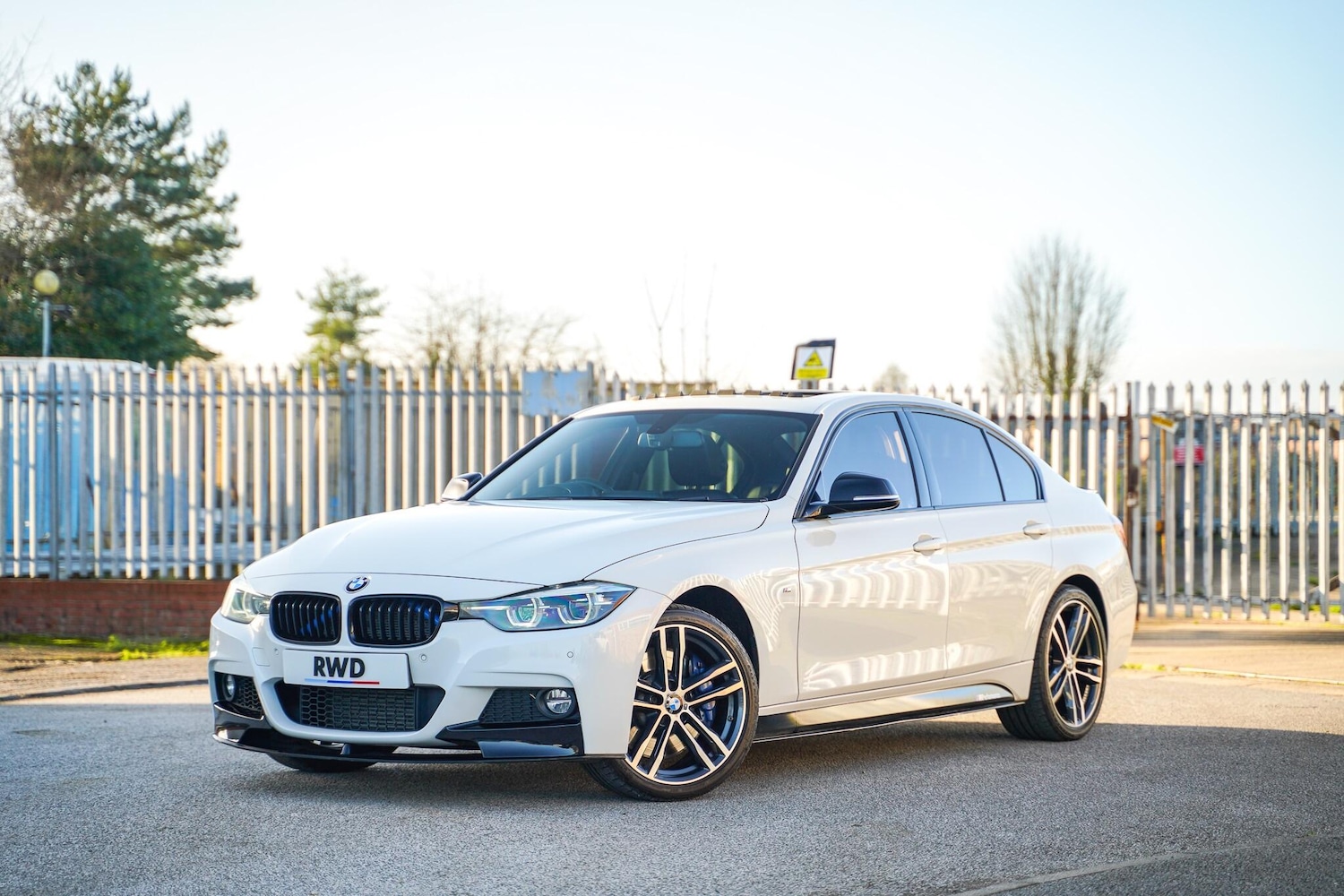 Used BMW 3 Series 2017 for sale - 76898788: Photo 1