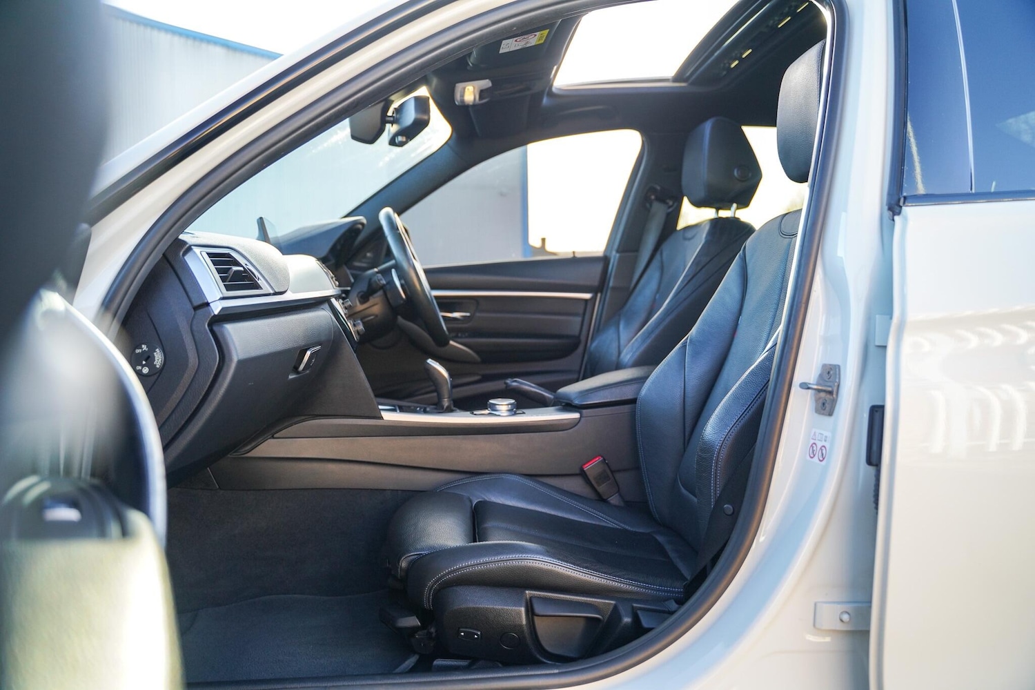 Used BMW 3 Series 2017 for sale - 76898788: Photo 25