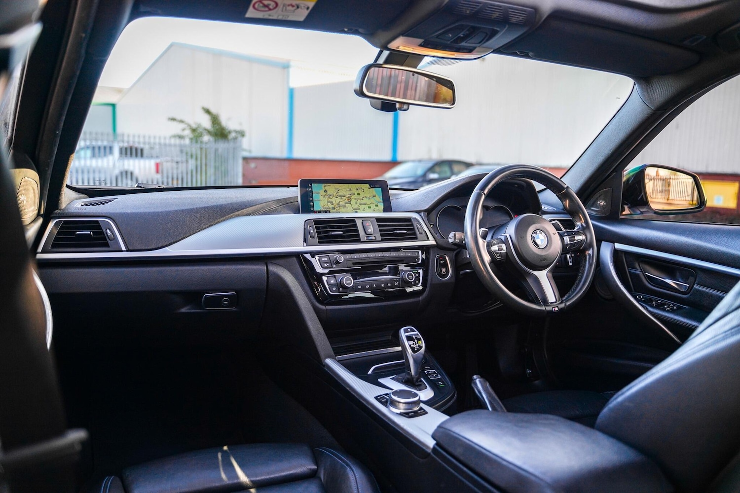 Used BMW 3 Series 2017 for sale - 76898788: Photo 27