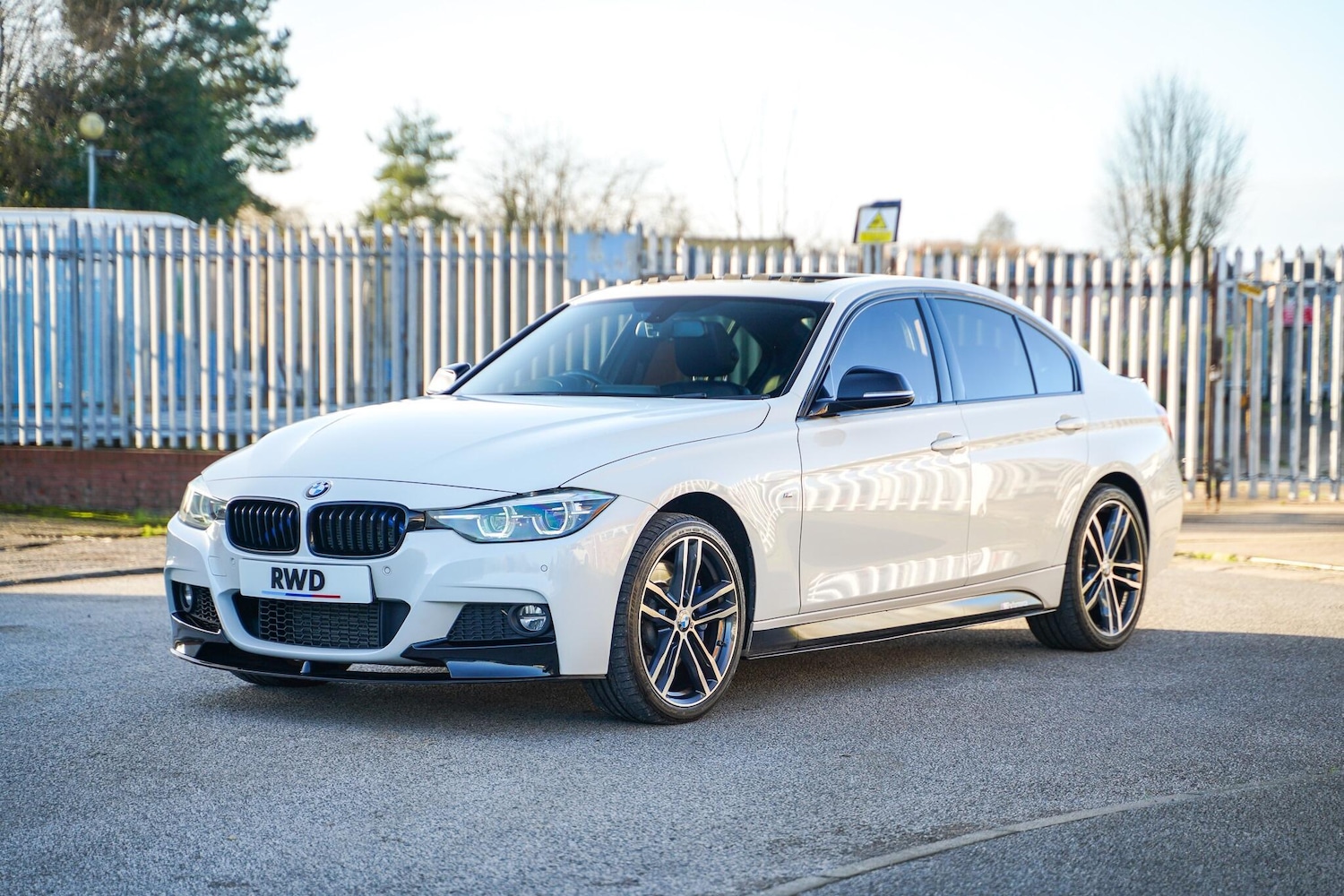 Used BMW 3 Series 2017 for sale - 76898788: Photo 3