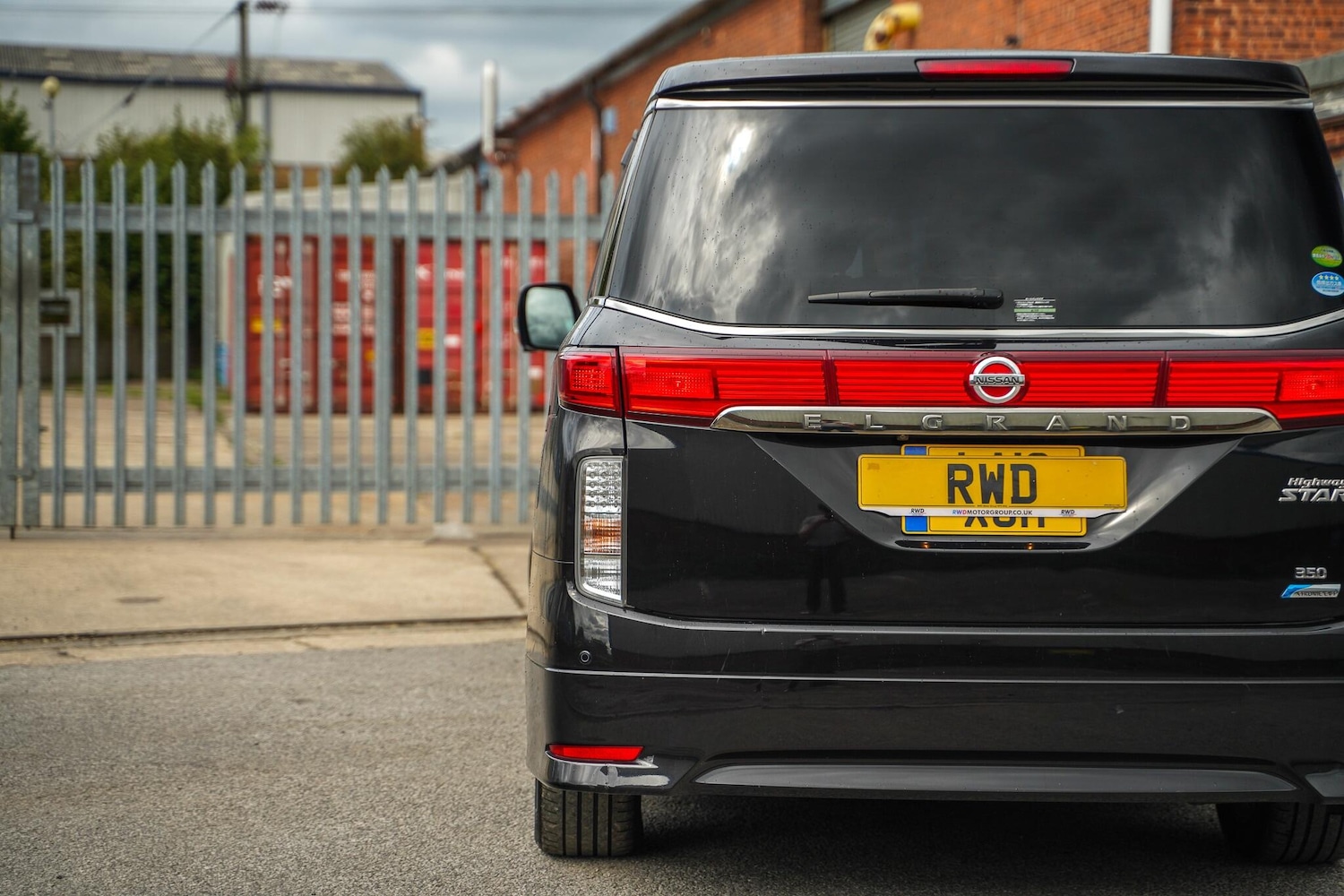 Used Nissan Elgrand 2020 for sale - 76370412: Photo 10