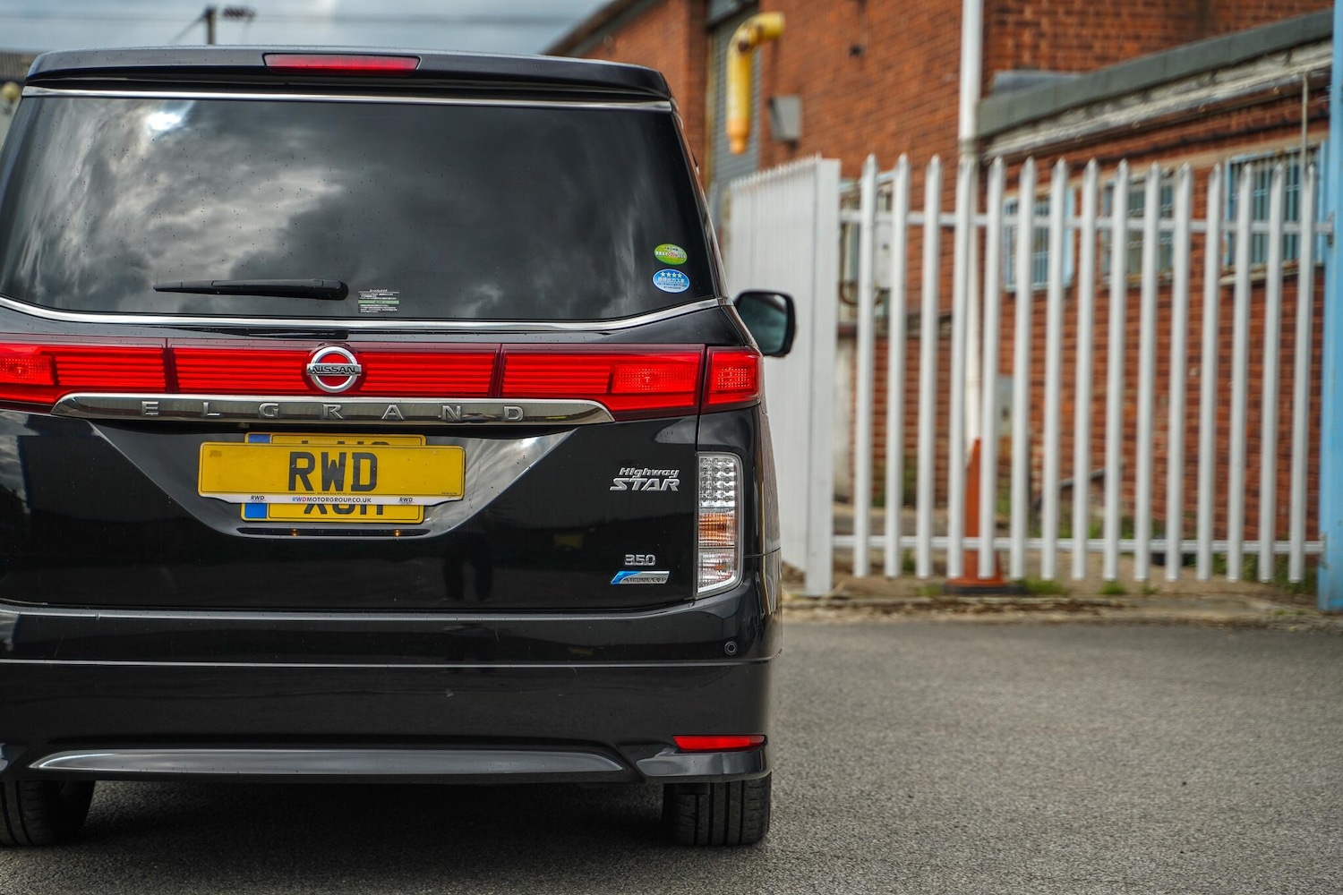 Used Nissan Elgrand 2020 for sale - 76370412: Photo 13