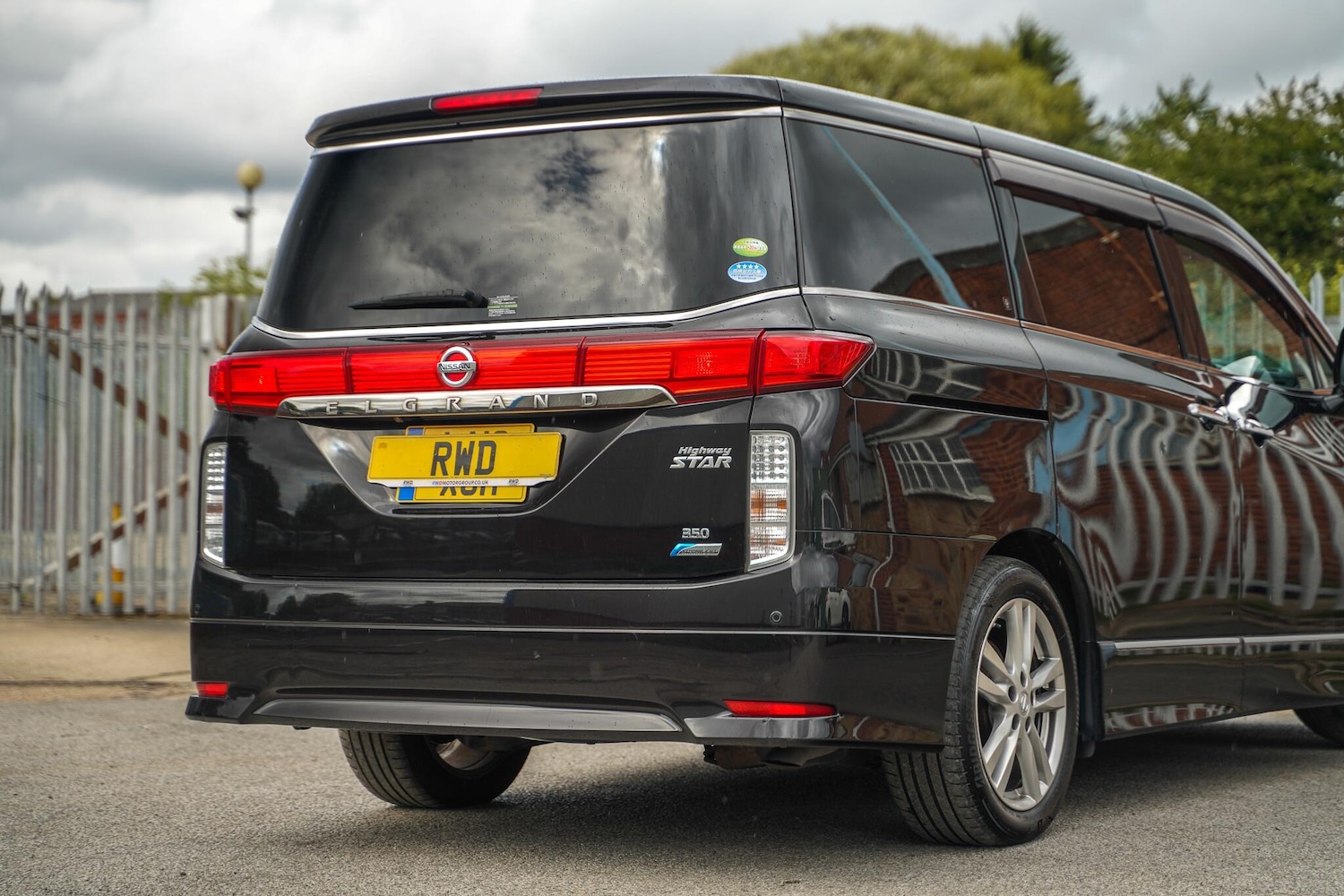 Used Nissan Elgrand 2020 for sale - 76370412: Photo 28