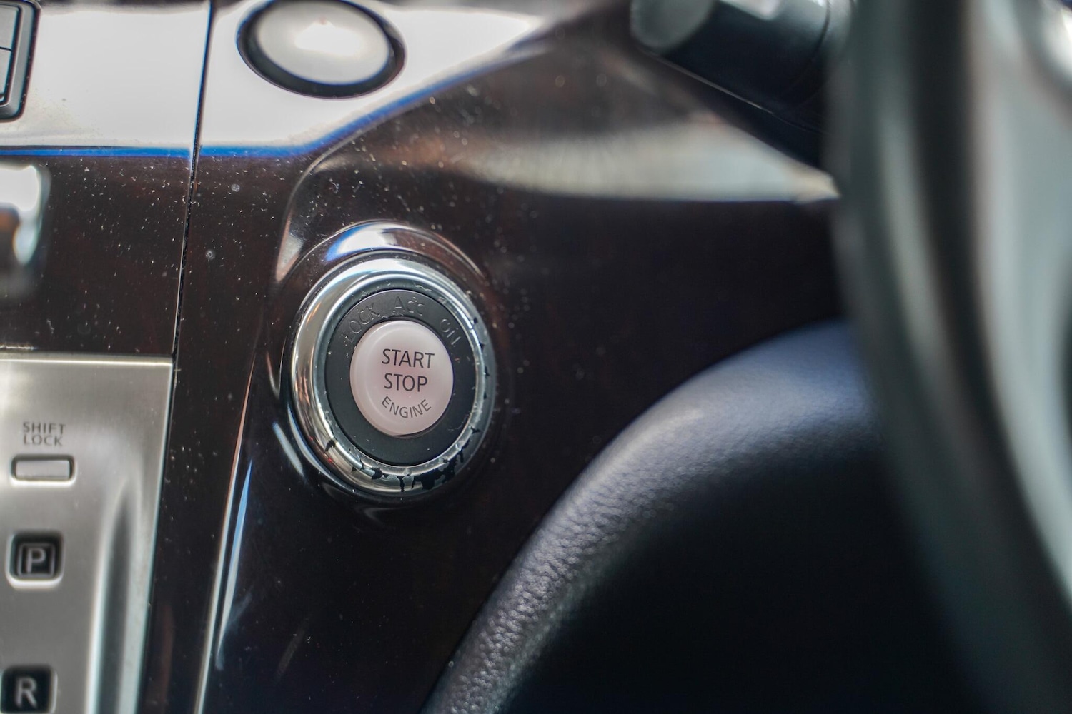 Used Nissan Elgrand 2020 for sale - 76370412: Photo 35