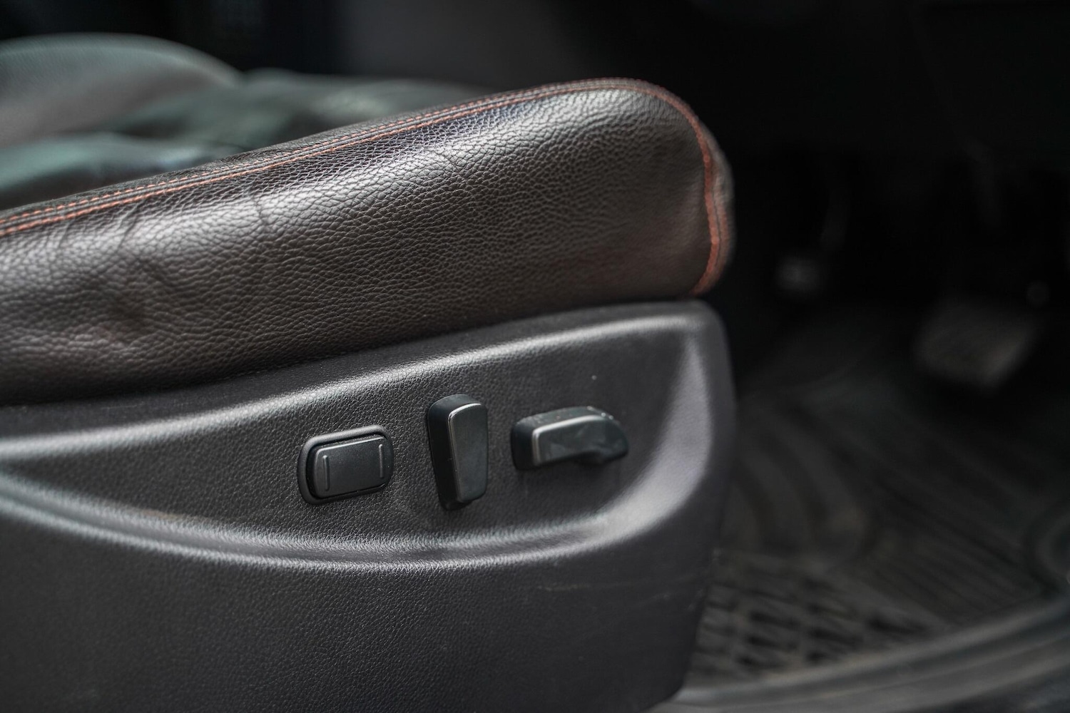 Used Nissan Elgrand 2020 for sale - 76370412: Photo 36