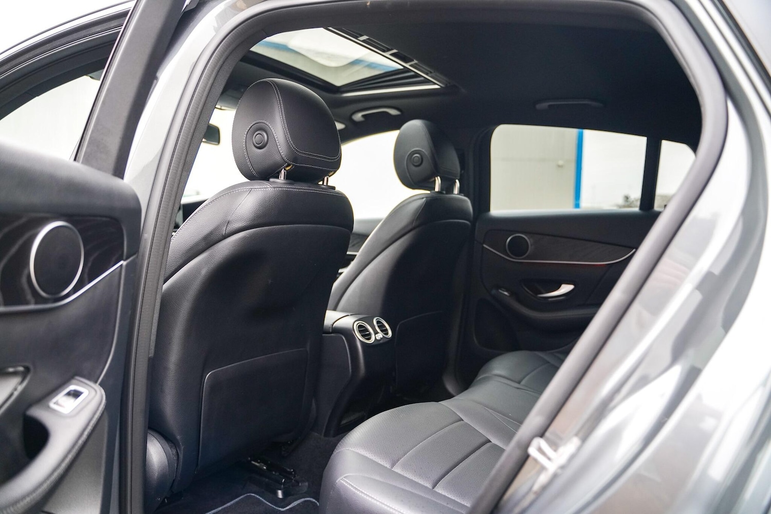 Used Mercedes-Benz GLC 2019 for sale - 77066470: Photo 15