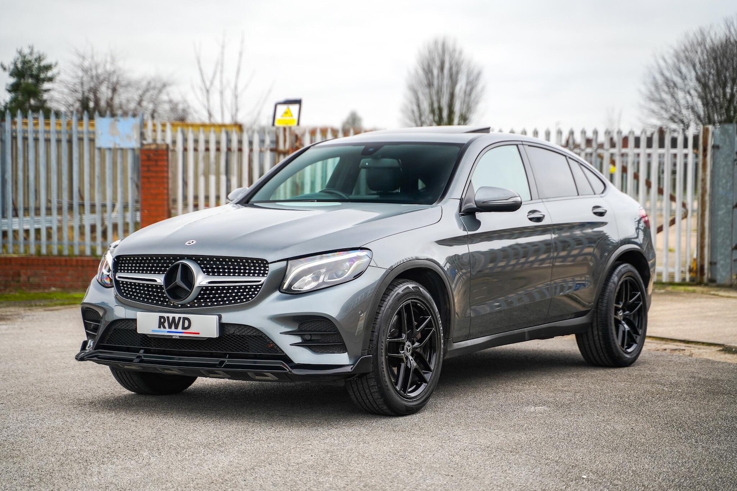 Used Mercedes-Benz GLC 2019 for sale - 77066470: Photo 3