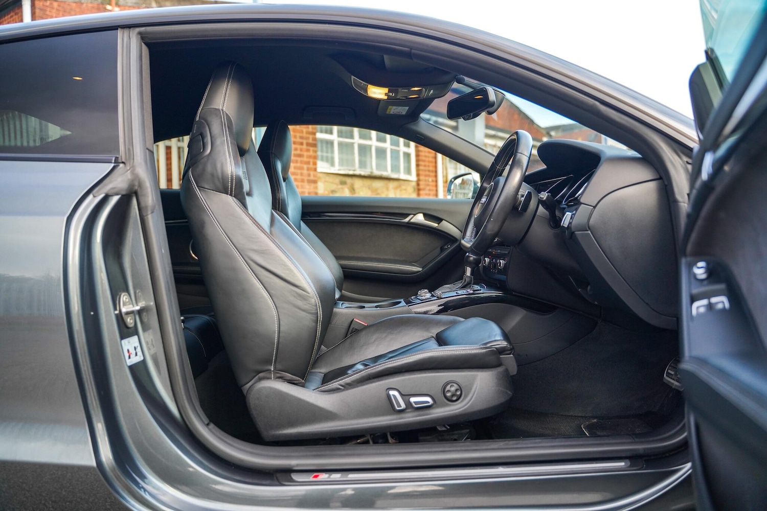 Used Audi S5 2016 for sale - 77175234: Photo 35