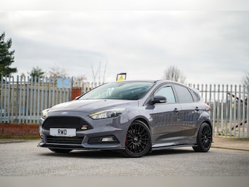 Used Ford Focus 2015 for sale - 76596930: Photo
