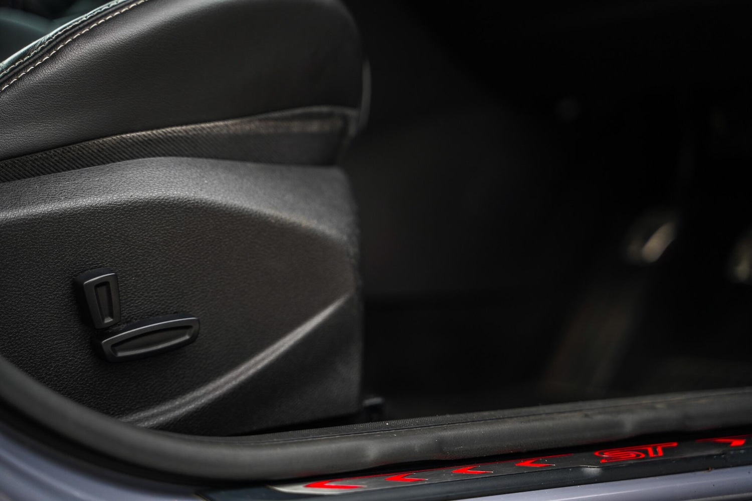 Used Ford Focus 2015 for sale - 76596930: Photo 27