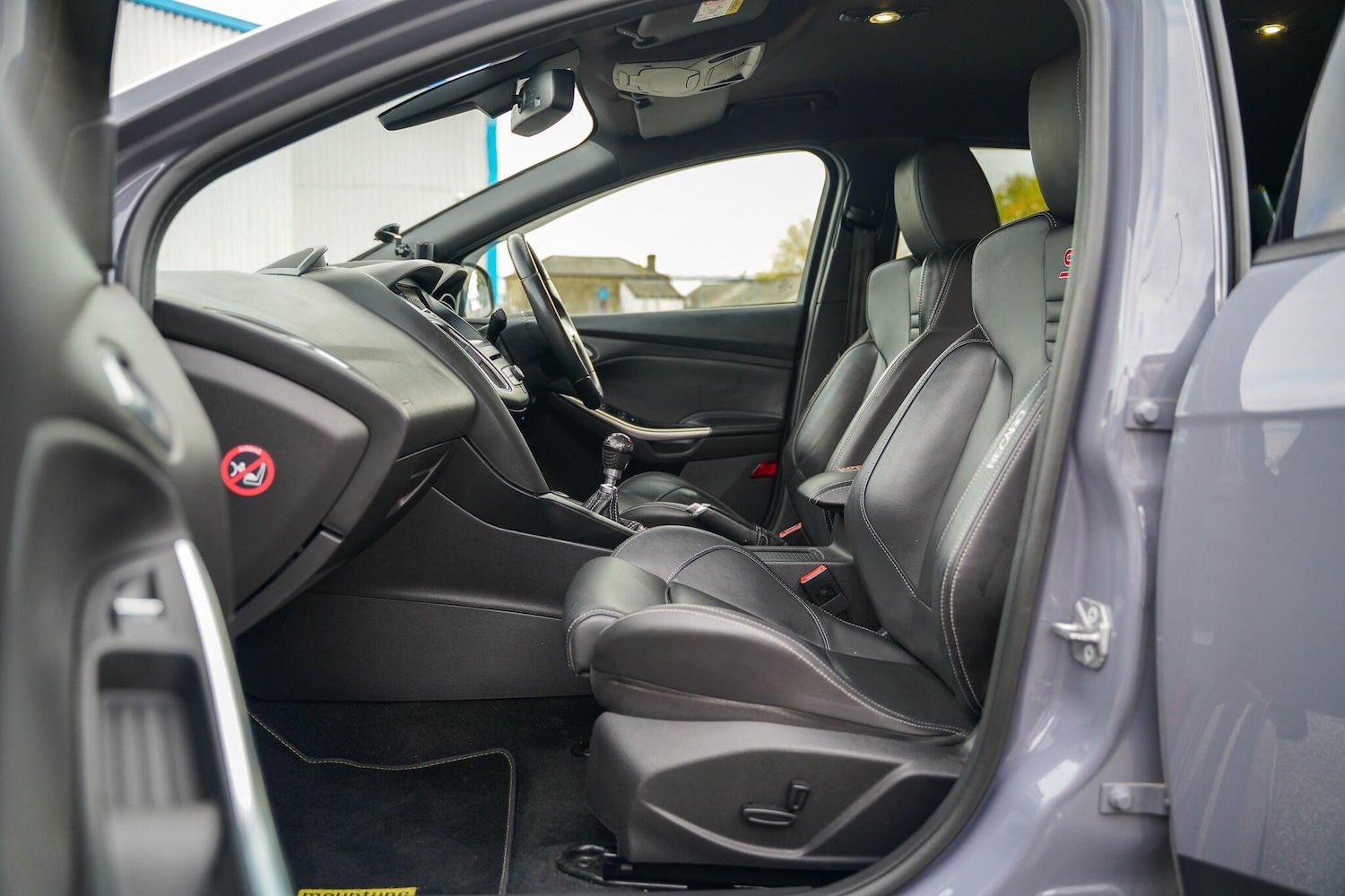 Used Ford Focus 2015 for sale - 76596930: Photo 35