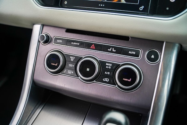 Used Land Rover Range Rover Sport 2015 for sale - 76315233: Photo 28
