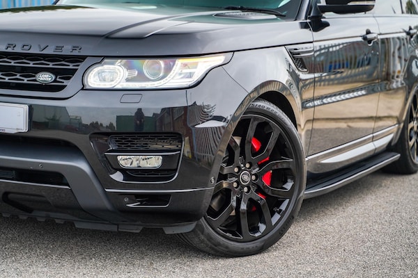 Used Land Rover Range Rover Sport 2015 for sale - 76315233: Photo 2