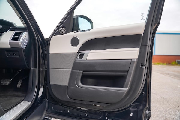 Used Land Rover Range Rover Sport 2015 for sale - 76315233: Photo 31