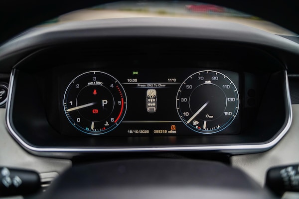 Used Land Rover Range Rover Sport 2015 for sale - 76315233: Photo 47