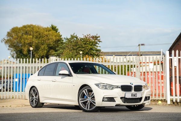 Used BMW 3 Series 2015 for sale - 76247216: Photo 1