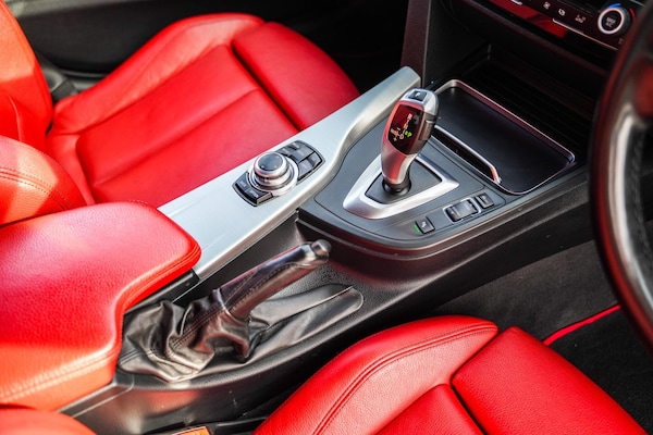 Used BMW 3 Series 2015 for sale - 76247216: Photo 34