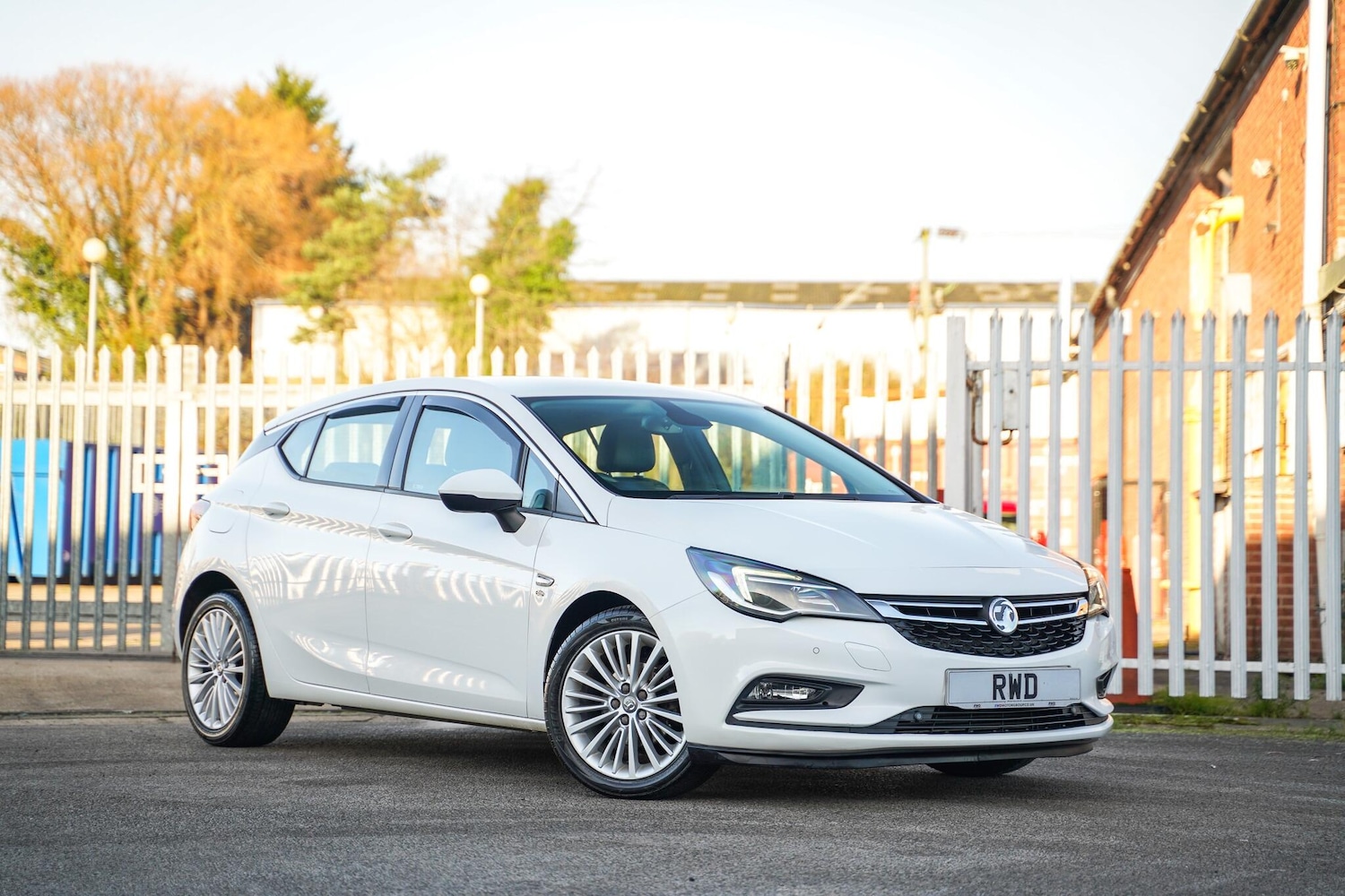 Used Vauxhall Astra 2018 for sale - 76714749: Photo 1