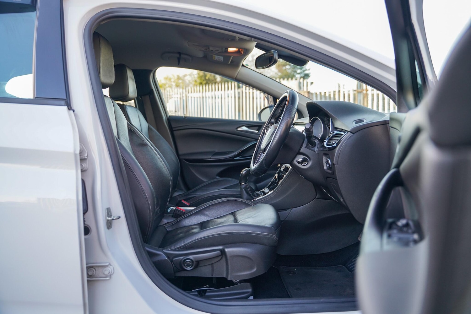 Used Vauxhall Astra 2018 for sale - 76714749: Photo 10