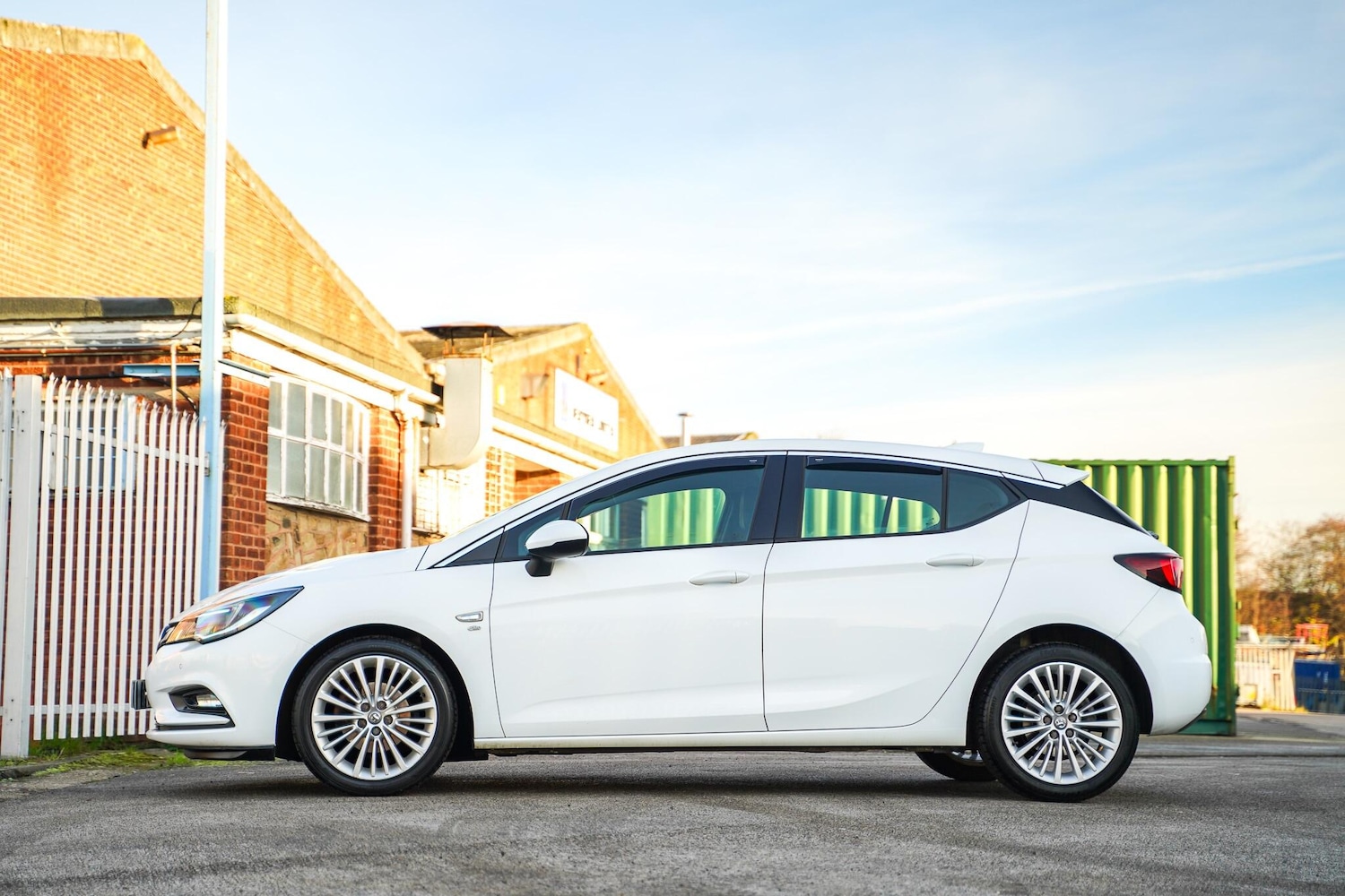 Used Vauxhall Astra 2018 for sale - 76714749: Photo 27