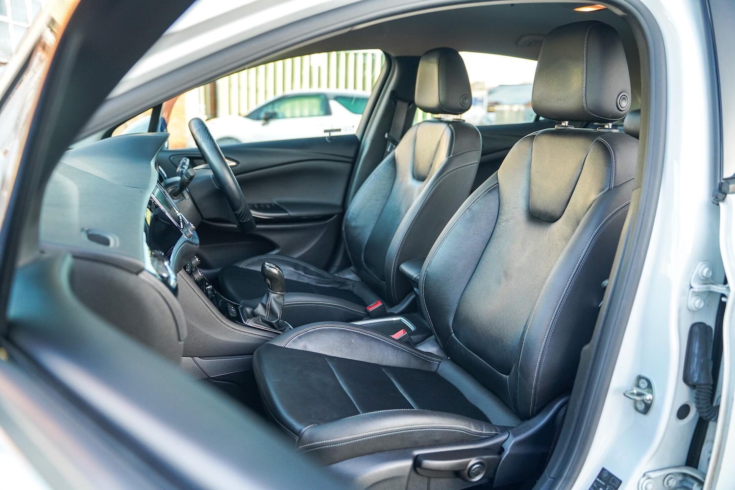 Used Vauxhall Astra 2018 for sale - 76714749: Photo 28