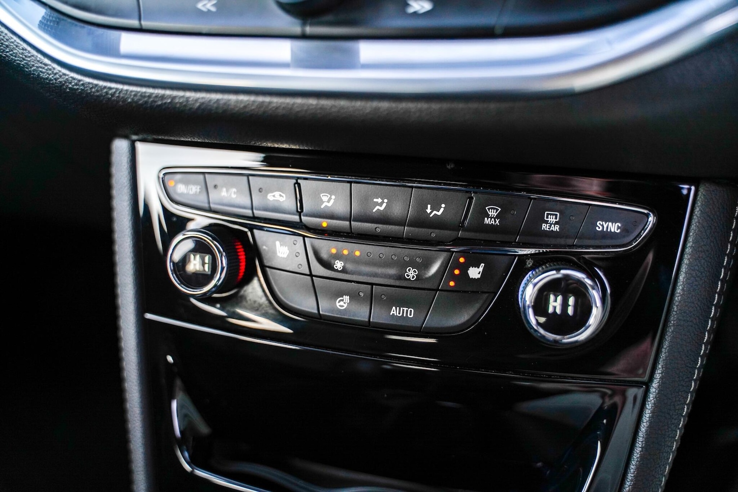 Used Vauxhall Astra 2018 for sale - 76714749: Photo 42