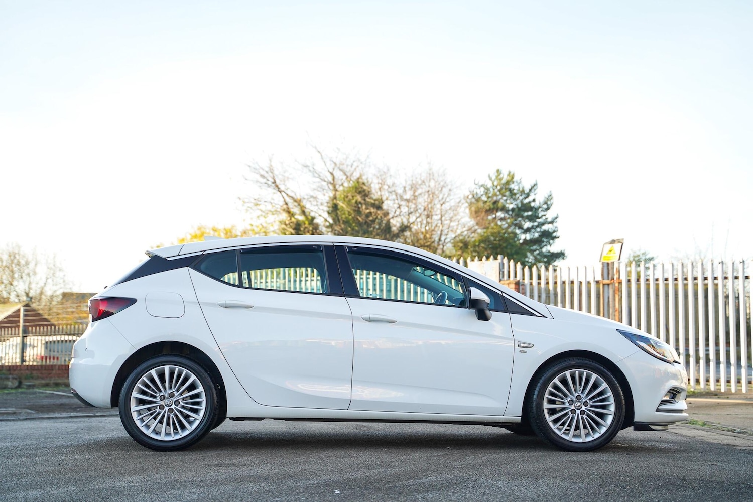 Used Vauxhall Astra 2018 for sale - 76714749: Photo 9