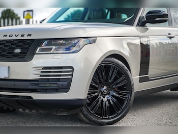 Used Land Rover Range Rover 2019 for sale - 77098042: Photo