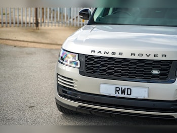 Used Land Rover Range Rover 2019 for sale - 77098042: Photo