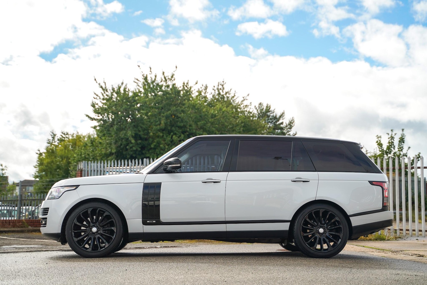 Used Land Rover Range Rover 2015 for sale - 76189846: Photo 16