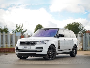 (15) - 4.4 SD V8 Autobiography Black SUV 5dr Diesel Auto 4WD Euro 5 LWB (339 ps)