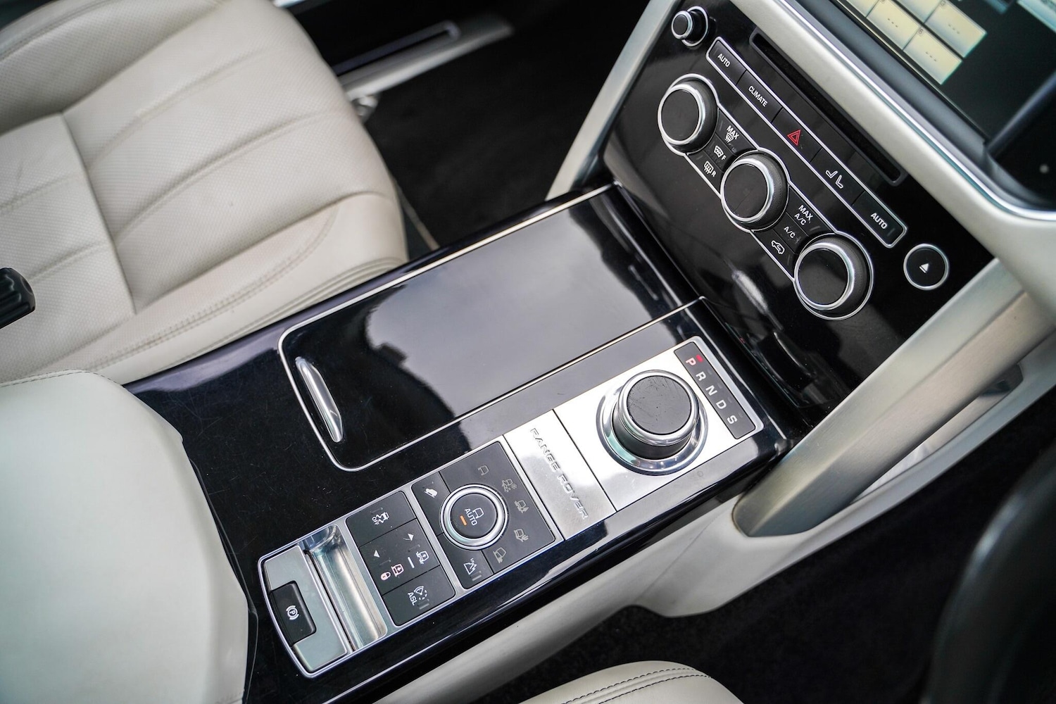 Used Land Rover Range Rover 2015 for sale - 76189846: Photo 29