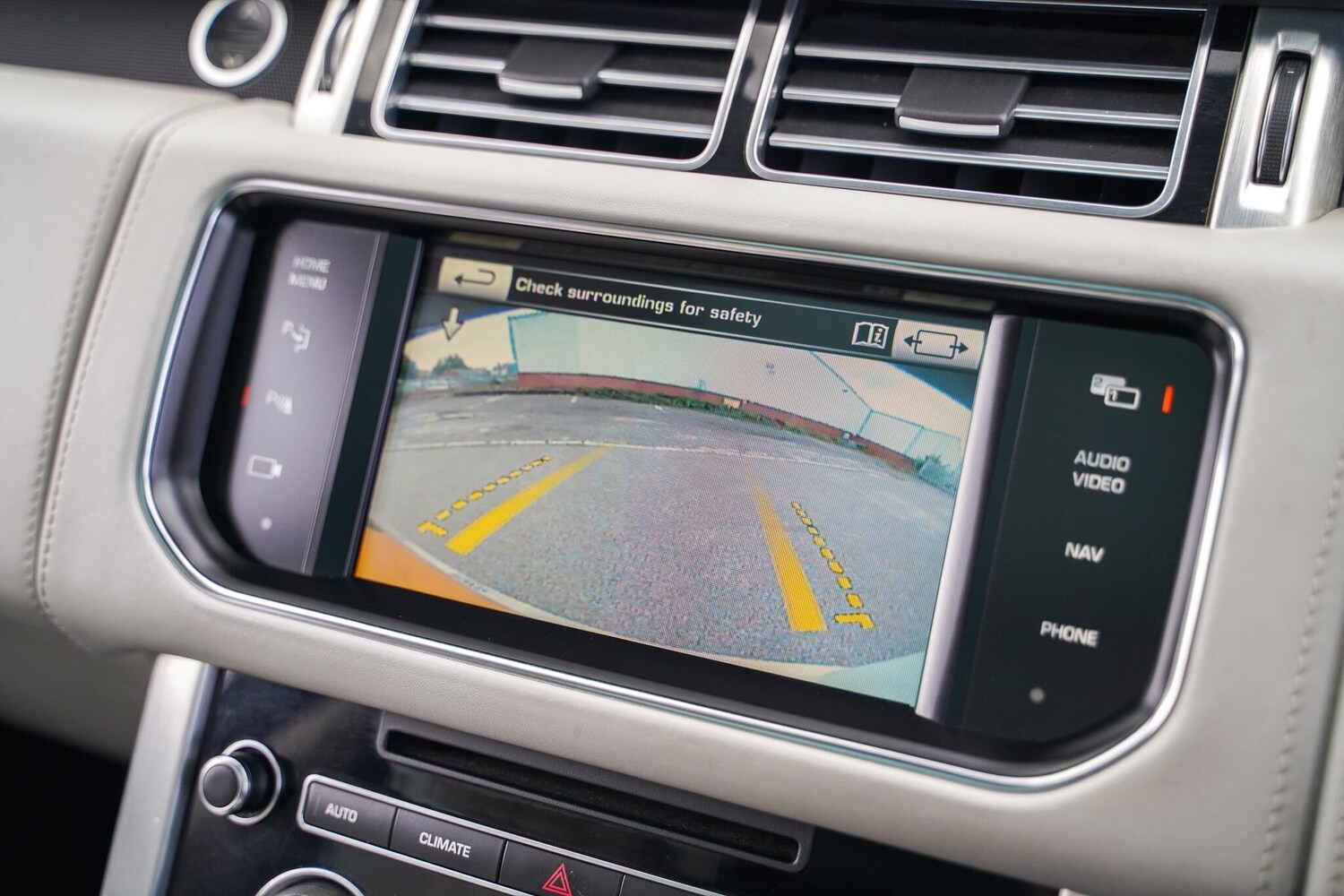 Used Land Rover Range Rover 2015 for sale - 76189846: Photo 36