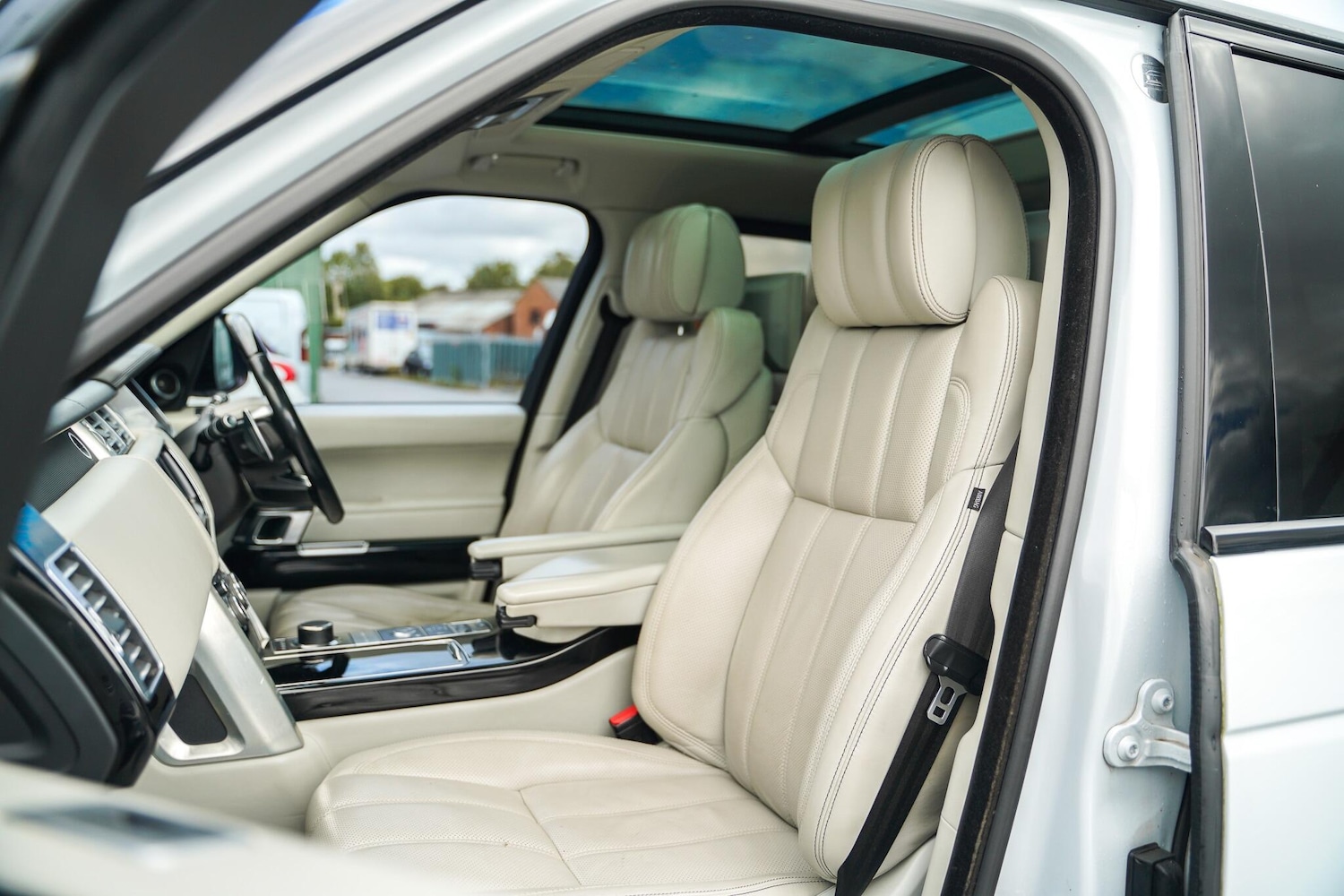 Used Land Rover Range Rover 2015 for sale - 76189846: Photo 7