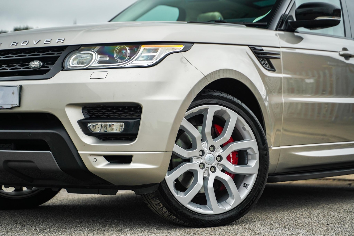 Used Land Rover Range Rover Sport 2015 for sale - 76898332: Photo 2