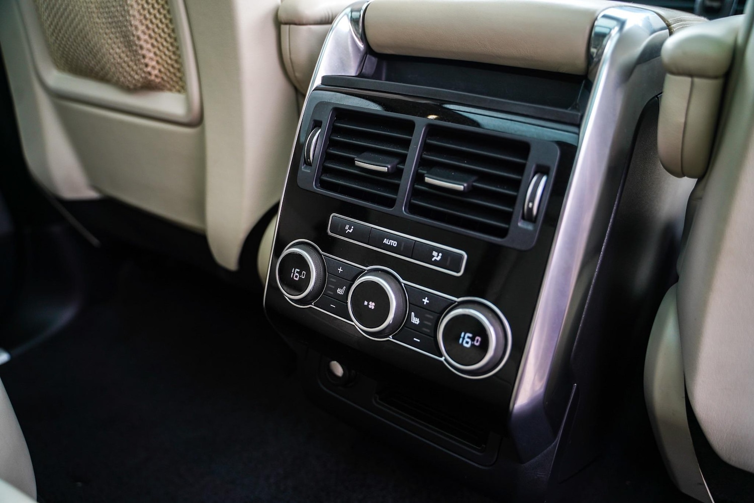 Used Land Rover Range Rover Sport 2015 for sale - 76898332: Photo 38