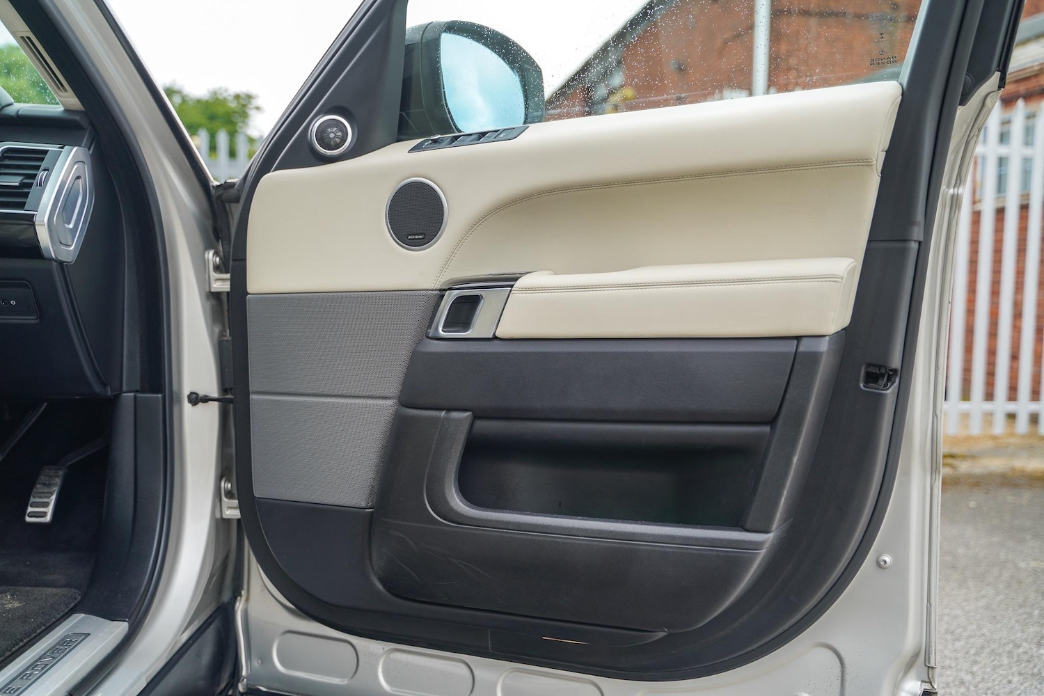 Used Land Rover Range Rover Sport 2015 for sale - 76898332: Photo 39