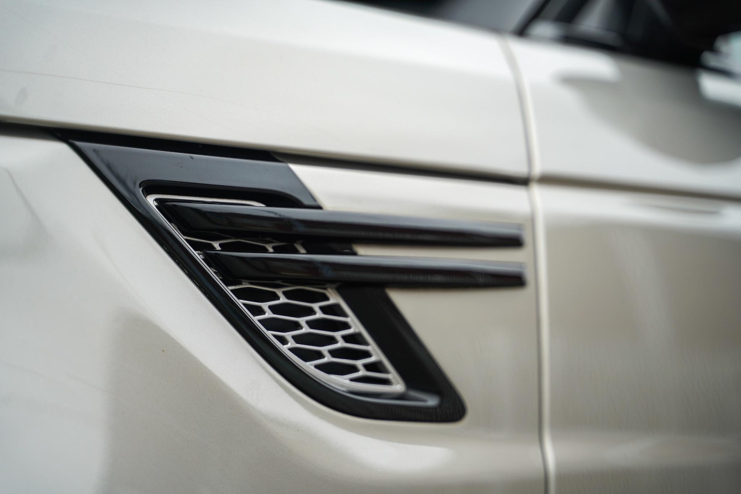 Used Land Rover Range Rover Sport 2015 for sale - 76898332: Photo 42