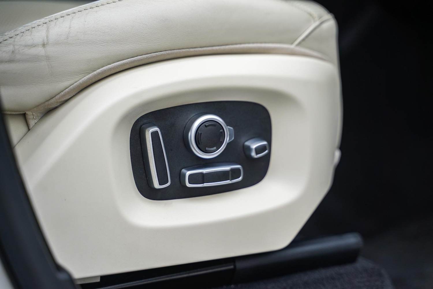 Used Land Rover Range Rover Sport 2015 for sale - 76898332: Photo 44