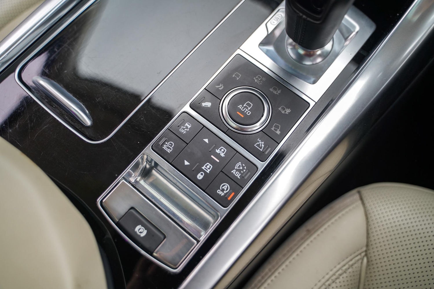 Used Land Rover Range Rover Sport 2015 for sale - 76898332: Photo 52