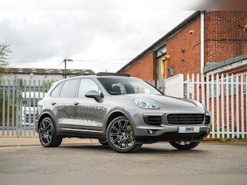 Used Porsche Cayenne 2016 for sale - 78214656: Photo