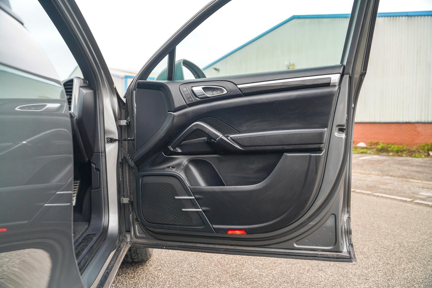 Used Porsche Cayenne for sale - 78214656: Photo 43