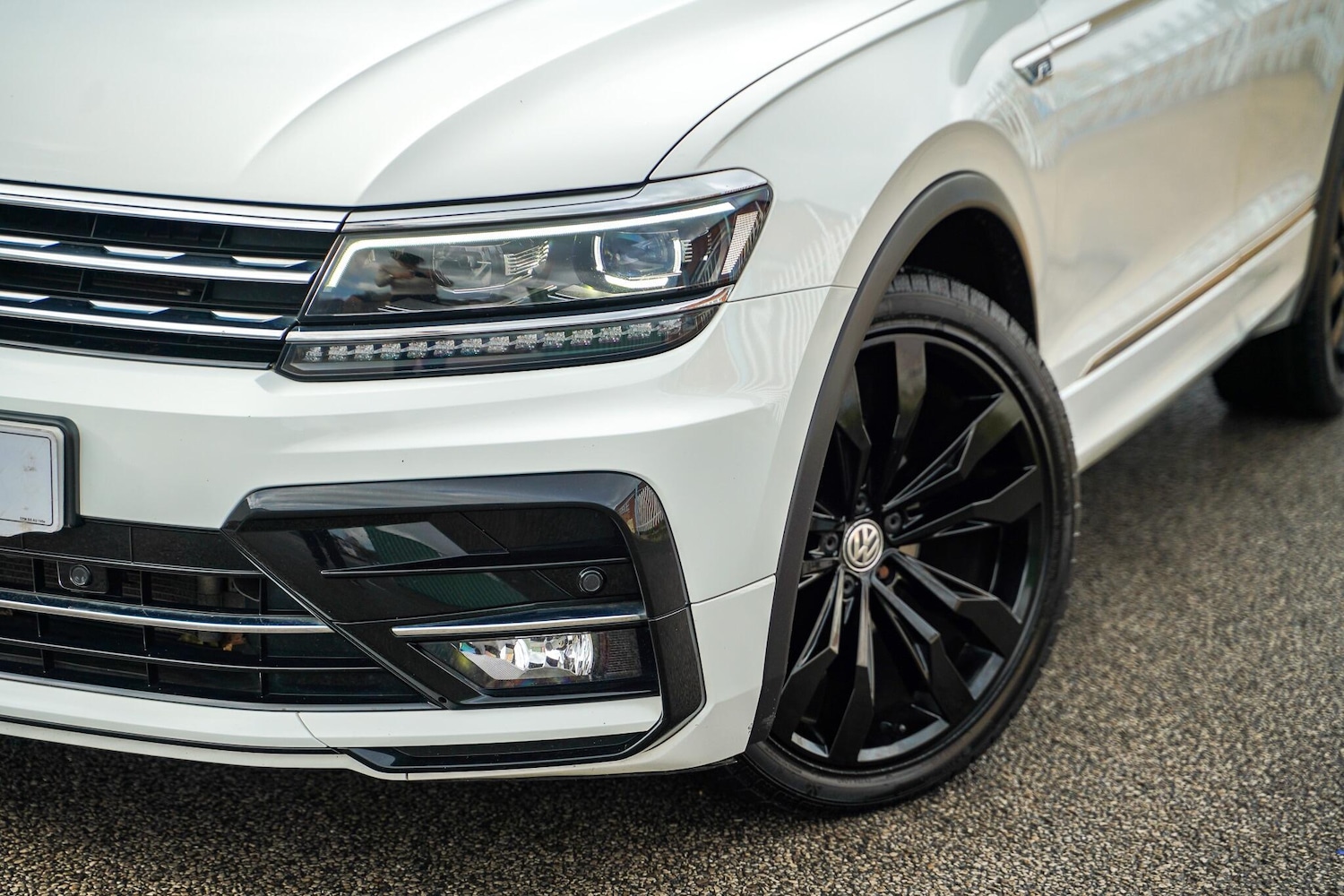 Used Volkswagen Tiguan 2018 for sale - 76441036: Photo 2