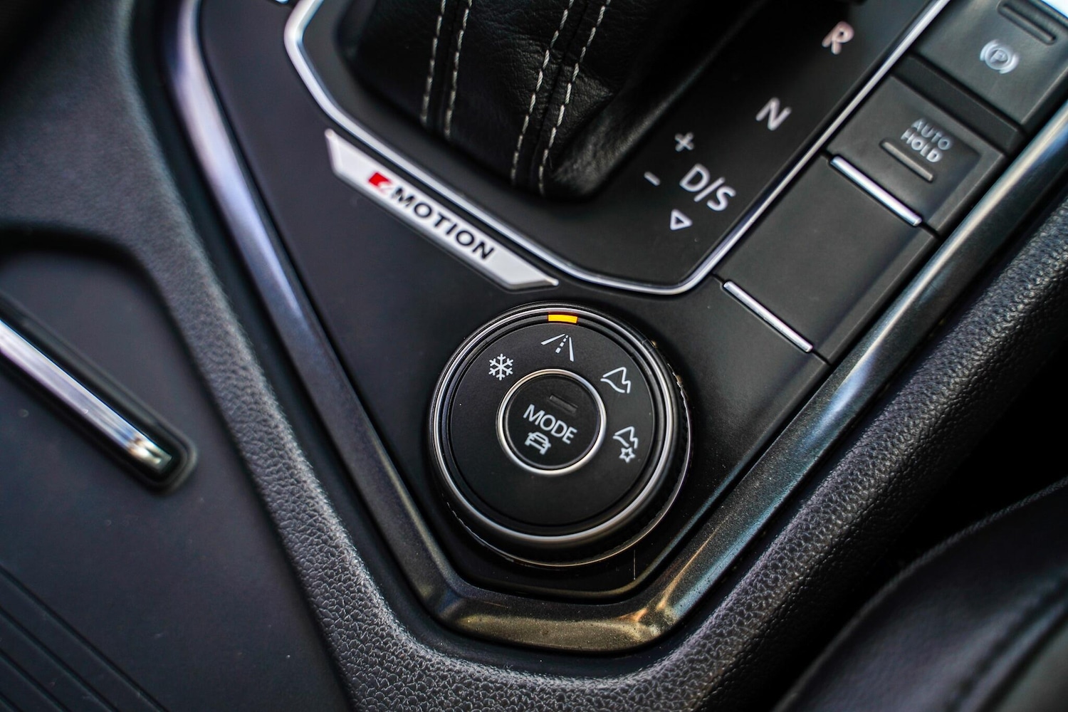 Used Volkswagen Tiguan 2018 for sale - 76441036: Photo 56