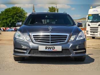 Used Mercedes-Benz E Class 2013 for sale - 78999679: Photo