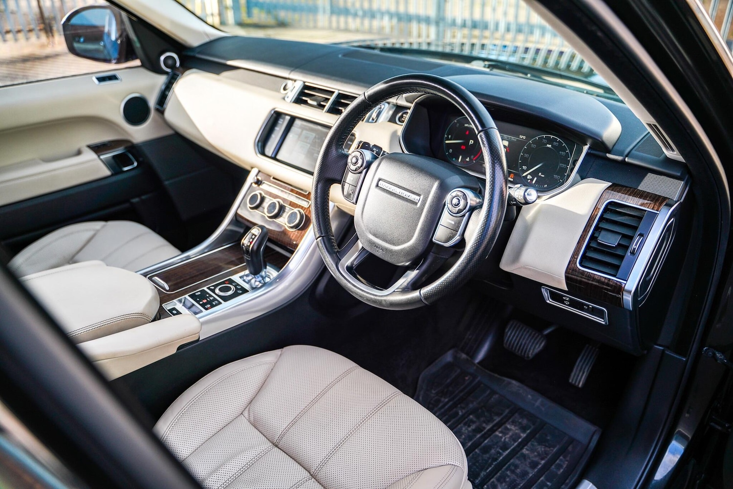 Used Land Rover Range Rover Sport 2014 for sale - 76521701: Photo 36