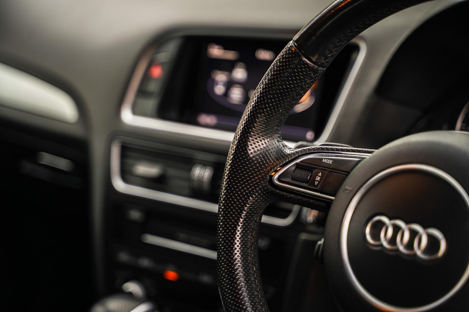 Used Audi Q5 2015 for sale - 77671682: Photo 41