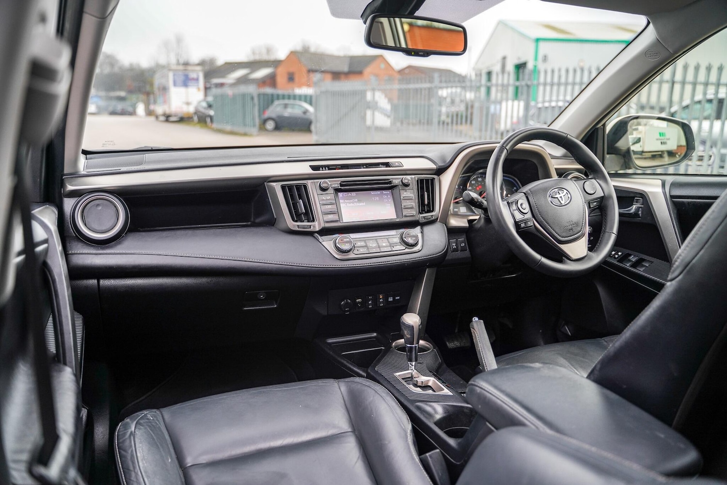 Used Toyota RAV4 2013 for sale - 77440550: Photo 18