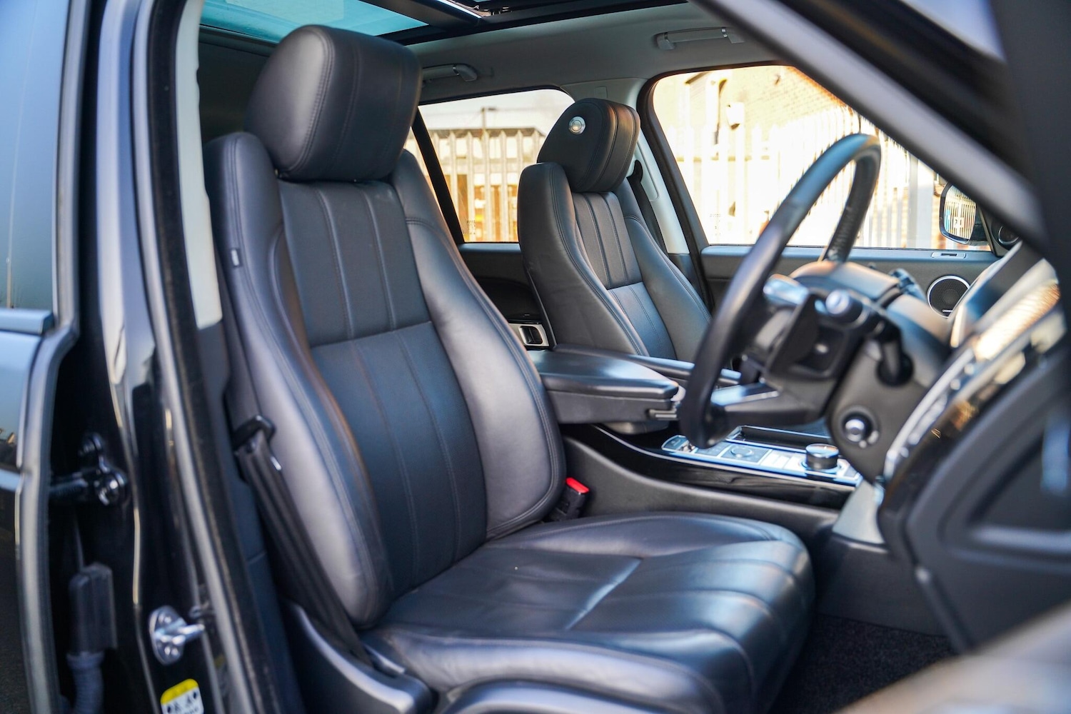 Used Land Rover Range Rover 2017 for sale - 76801401: Photo 25