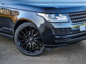Used Land Rover Range Rover 2017 for sale - 76801401: Photo